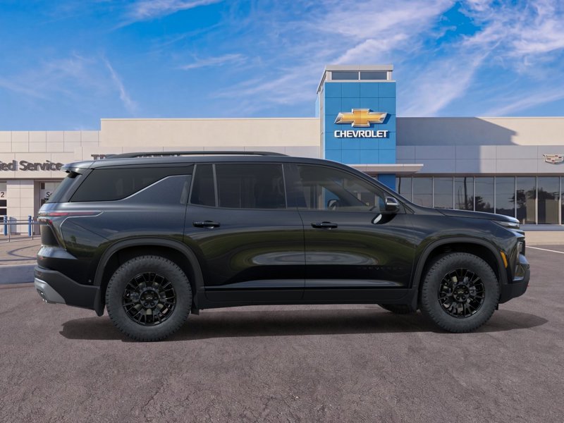 2027 Chevrolet Traverse Z71 AWD 4dr Z71 Gas I4 2.5L/ [4]