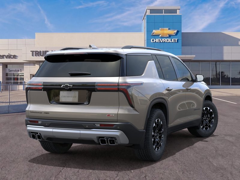 2027 Chevrolet Traverse Z71 AWD 4dr Z71 Gas I4 2.5L/ [3]
