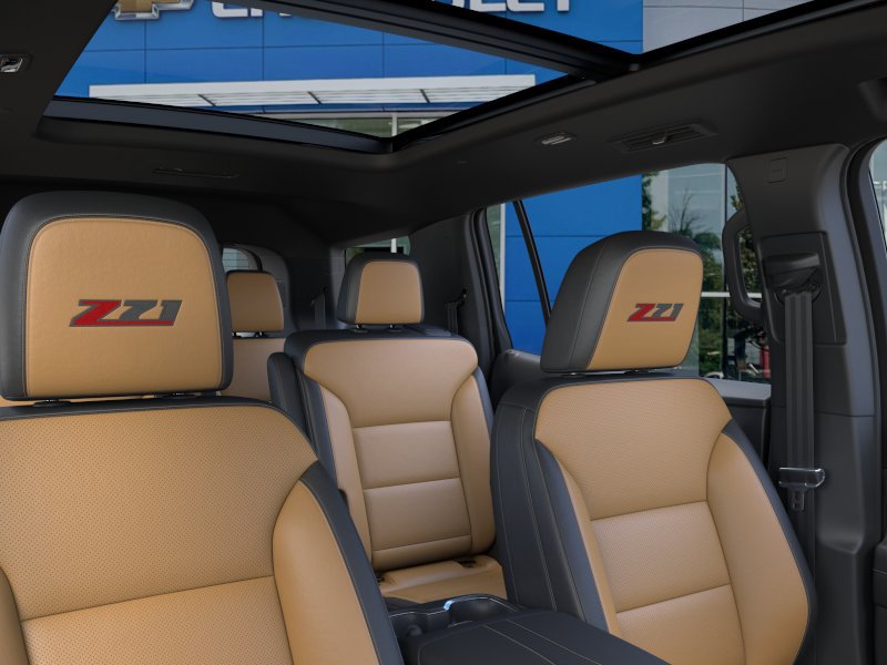 2027 Chevrolet Traverse Z71 AWD 4dr Z71 Gas I4 2.5L/ [23]