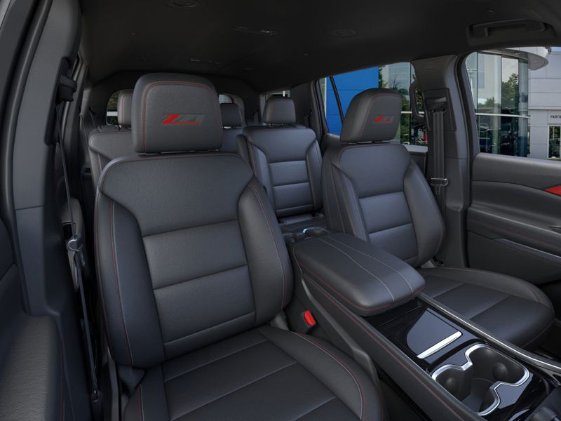 2026 Chevrolet Traverse AWD Z71 AWD 4dr Z71 Gas I4 2.5L/ [15]