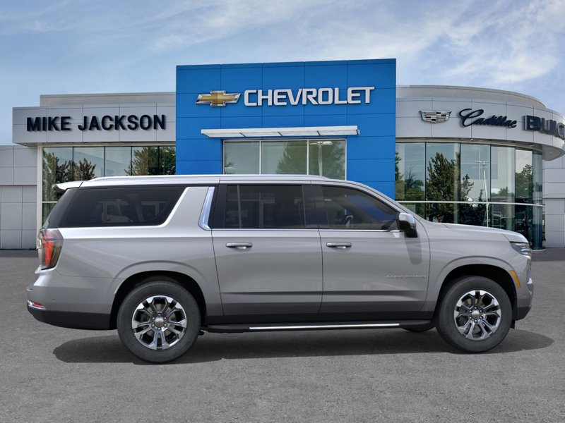 2026 Chevrolet Suburban LS 4WD 4dr LS Gas V8 5.3L/ [4]