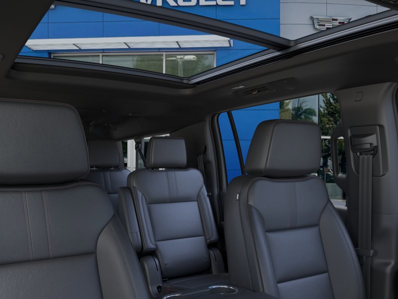 2026 Chevrolet Suburban RST 4WD 4dr RST Turbocharged Diesel I6 3.0L/ [23]