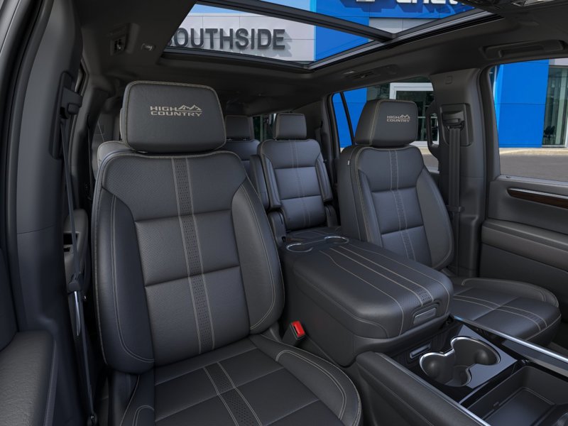 2026 Chevrolet Suburban High Country 4WD 4dr High Country Gas V8 6.2L/ [15]