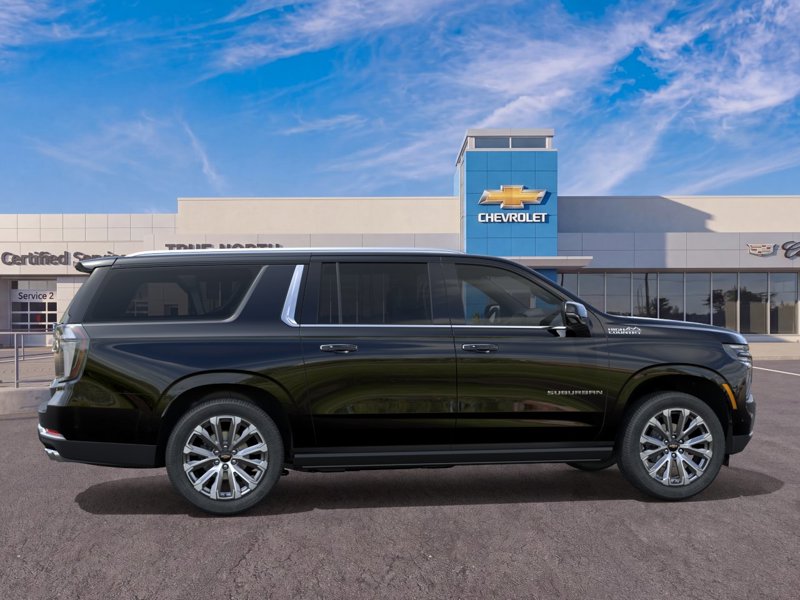 2027 Chevrolet Suburban High Country 4WD 4dr High Country Gas V8 6.2L/ [4]