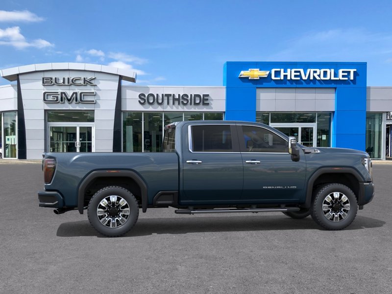 2026 GMC Sierra Heavy Duty truck Engine, 6.6L V8 with Direct Injection and Variable Valve Timing, gasoline [4]