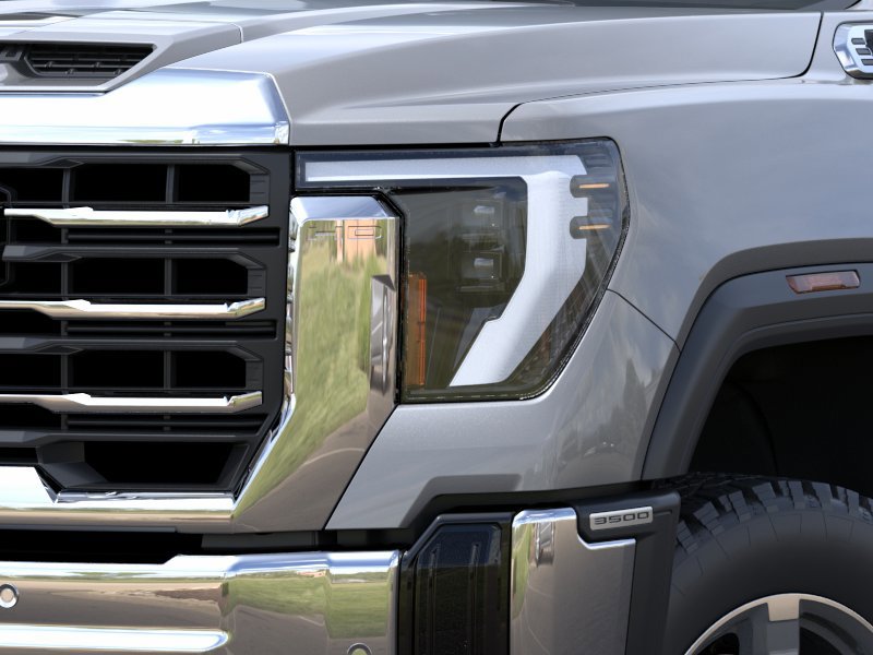 2026 GMC Sierra Heavy Duty truck Engine, 6.6L V8 with Direct Injection and Variable Valve Timing, gasoline [9]