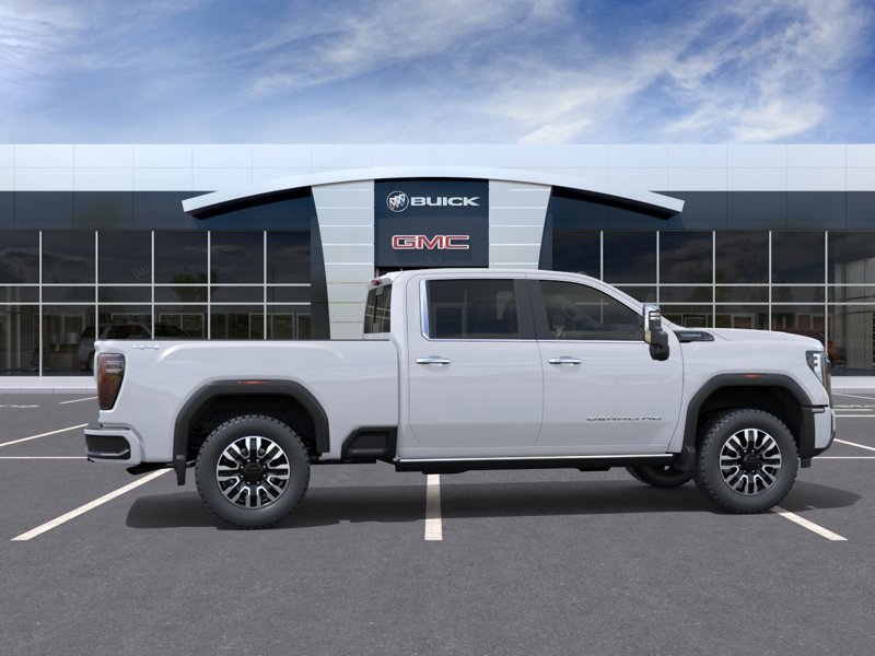 2026 GMC Sierra 3500HD Denali Ultimate 4WD Crew Cab 159″ Denali Ultimate Turbocharged Diesel V8 6.6L/ [4]