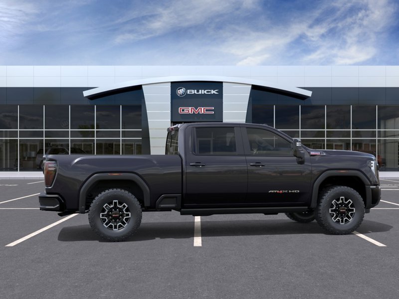 2026 GMC Sierra 2500HD AT4X 4WD Crew Cab 159″ AT4X Turbocharged Diesel V8 6.6L/ [4]
