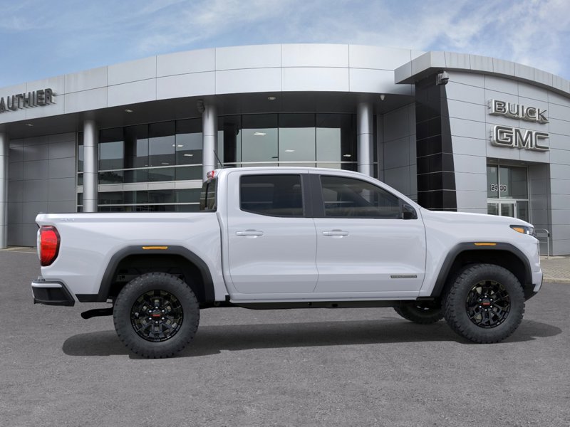 2026 GMC Canyon Elevation | 7700 lbs Towing | 2-inch factory lift 4WD Crew Cab Elevation Turbocharged Gas I4 2.7L/ [4]
