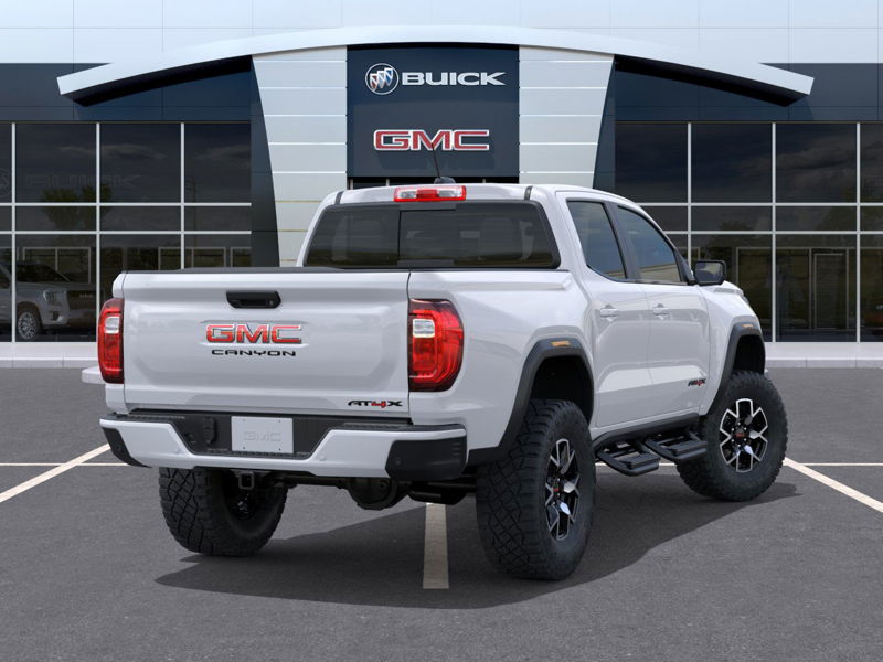 2025 GMC Canyon AT4 4WD Crew Cab AT4 Turbocharged Gas I4 2.7L/ [3]