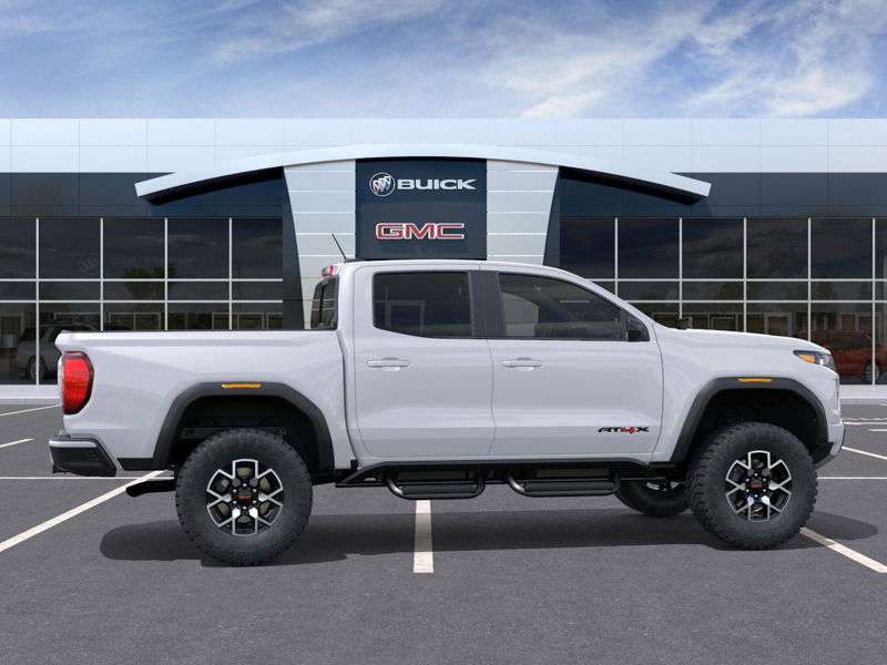 2025 GMC Canyon AT4 4WD Crew Cab AT4 Turbocharged Gas I4 2.7L/ [4]