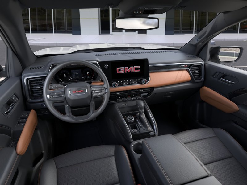 2026 GMC Canyon AT4 Safety Plus/ AT4 Premium Pkg 4WD Crew Cab AT4 Turbocharged Gas I4 2.7L/ [4]