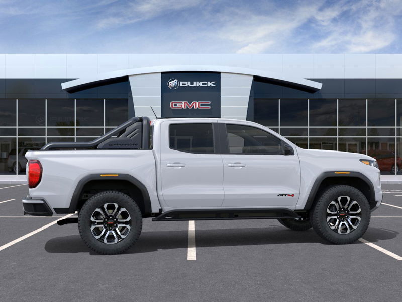 2025 GMC Canyon AT4 4WD Crew Cab AT4 Turbocharged Gas I4 2.7L/ [4]