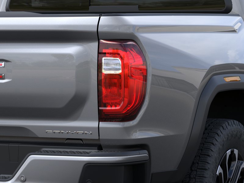 2026 GMC Canyon Denali 4WD Crew Cab Denali Turbocharged Gas I4 2.7L/ [10]