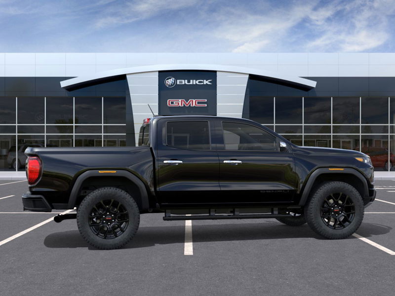 2025 GMC Canyon Denali 4WD Crew Cab Denali Turbocharged Gas I4 2.7L/ [4]