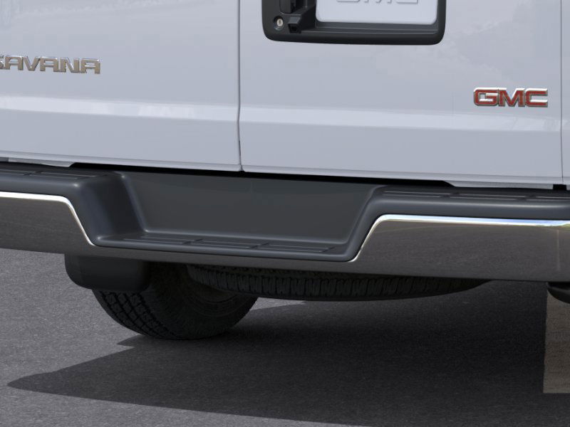 2026 GMC Savana Cargo Van RWD 3500 155″ Gas V8 6.6L/ [13]