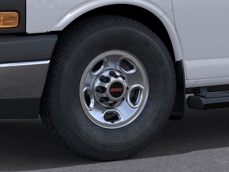 2026 GMC Savana Cargo Van RWD 3500 155″ Gas V8 6.6L/ [8]