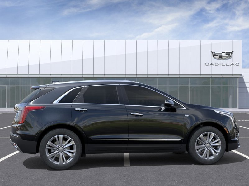 2026 Cadillac XT5 AWD Premium Luxury AWD 4dr Premium Luxury Turbocharged Gas I4 2.0L/ [4]