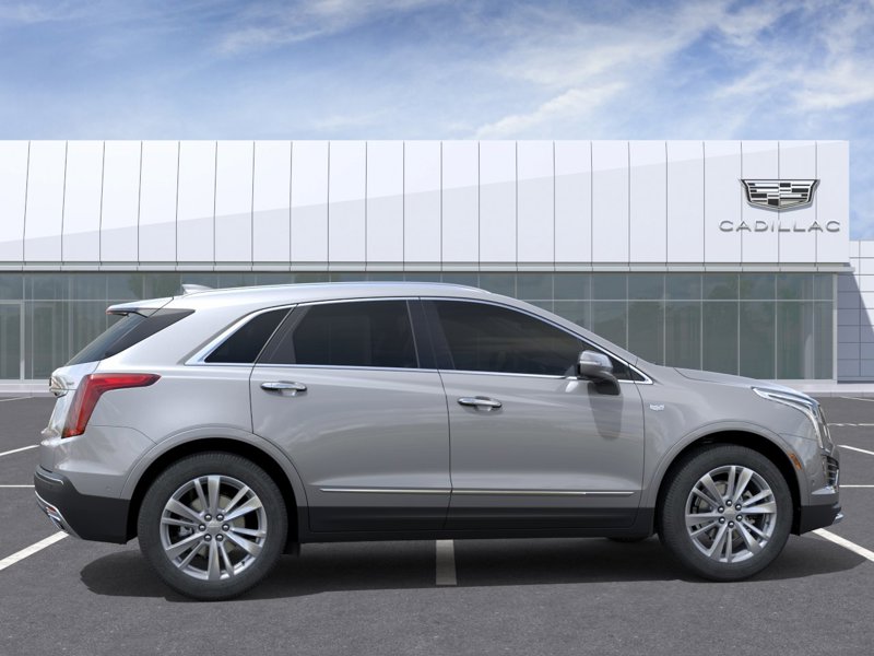 2026 Cadillac XT5 AWD Premium Luxury AWD 4dr Premium Luxury Turbocharged Gas I4 2.0L/ [4]