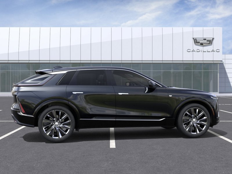 2026 Cadillac LYRIQ Signature Luxury 4dr Signature Luxury Electric [4]