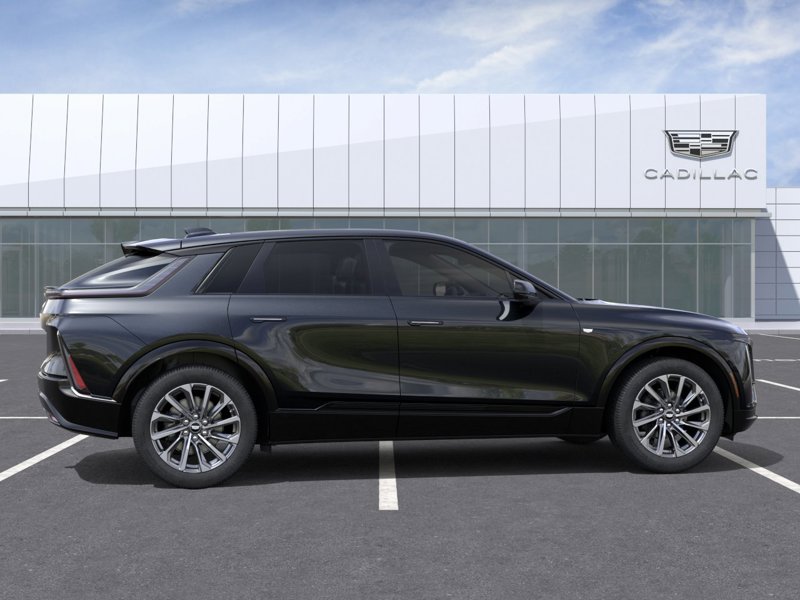2027 Cadillac LYRIQ Sport 4dr Sport Electric [4]