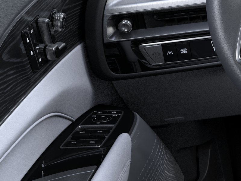 2026 Cadillac LYRIQ Sport 4dr Sport Electric [21]