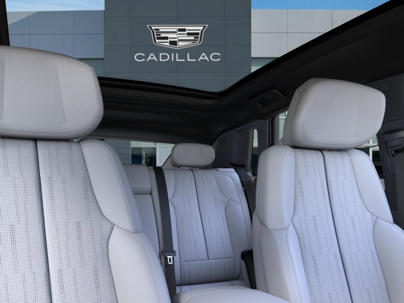 2026 Cadillac LYRIQ Sport 4dr Sport Electric [23]