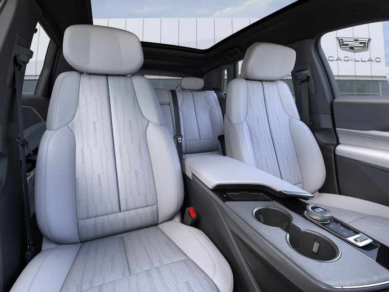 2027 Cadillac LYRIQ Sport 4dr Sport Electric [15]
