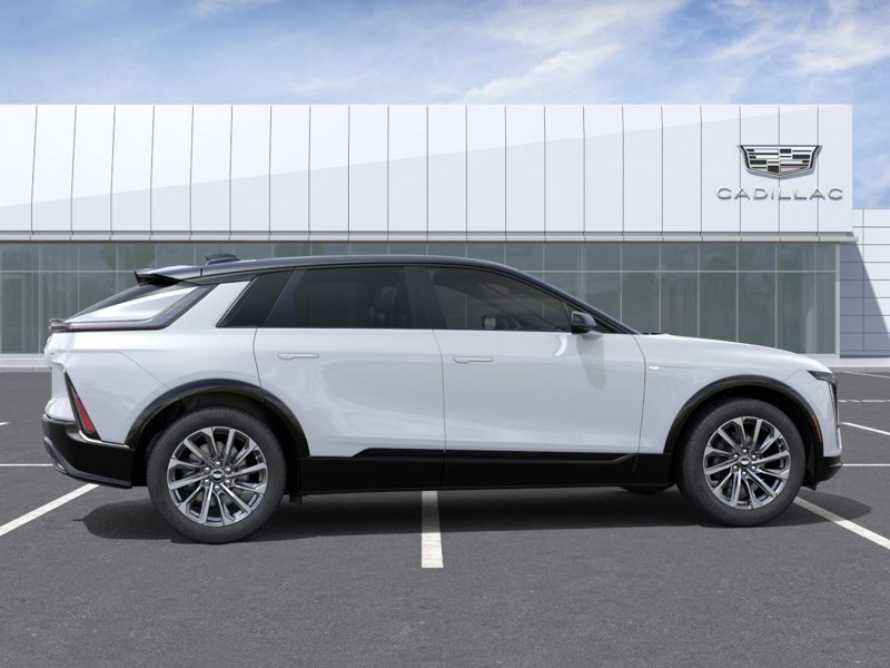 2027 Cadillac LYRIQ Sport 4dr Sport Electric [4]