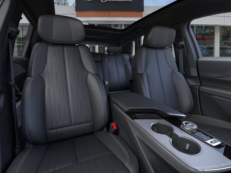 2027 Cadillac LYRIQ Sport 4dr Sport Electric [15]