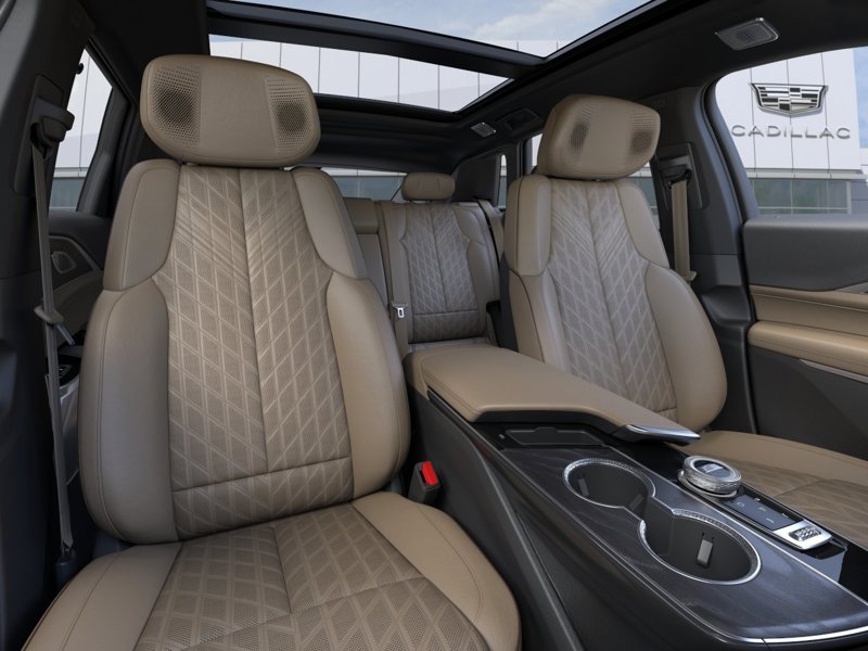 2026 Cadillac LYRIQ Signature Sport 4dr Signature Sport Electric [15]