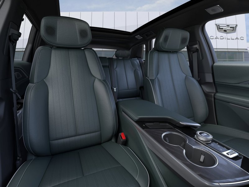 2026 Cadillac LYRIQ Signature Sport 4dr Signature Sport Electric [15]