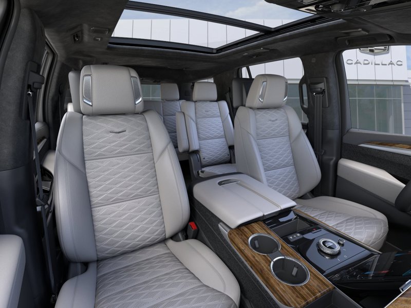 2026 Cadillac Escalade 4WD Platinum Sport 4WD 4dr Platinum Sport Gas V8 6.2L/375 [15]