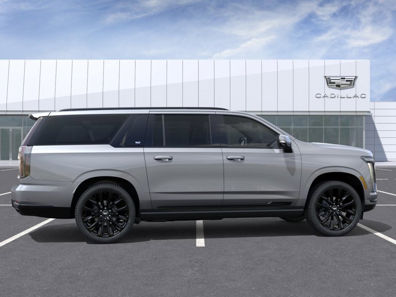 2027 Cadillac Escalade ESV 4WD Platinum Sport 4WD 4dr Platinum Sport Gas V8 6.2L/375 [4]