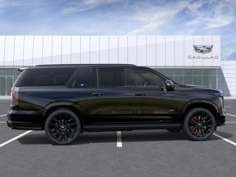 2026 Cadillac Escalade ESV AWD V-Series AWD 4dr V-Series Supercharged Gas V8 6.2L/376 [4]