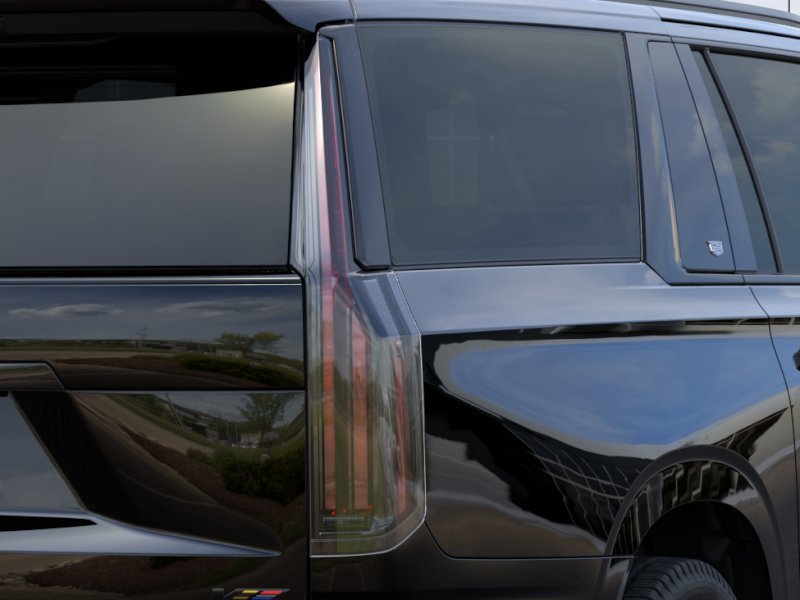 2026 Cadillac Escalade ESV AWD V-Series AWD 4dr V-Series Supercharged Gas V8 6.2L/376 [10]