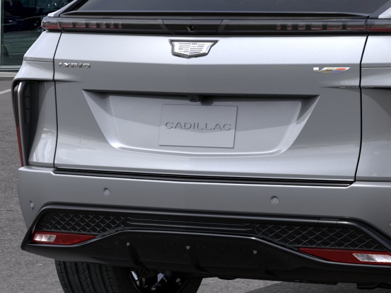 2027 Cadillac LYRIQ LYRIQ-V Premium 4dr LYRIQ-V Premium Electric [13]