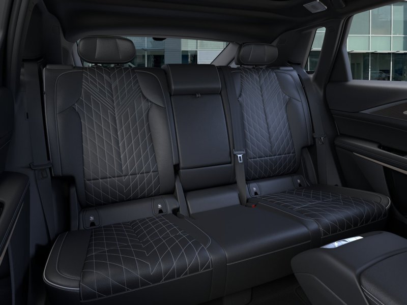 2027 Cadillac LYRIQ LYRIQ-V Premium 4dr LYRIQ-V Premium Electric [16]