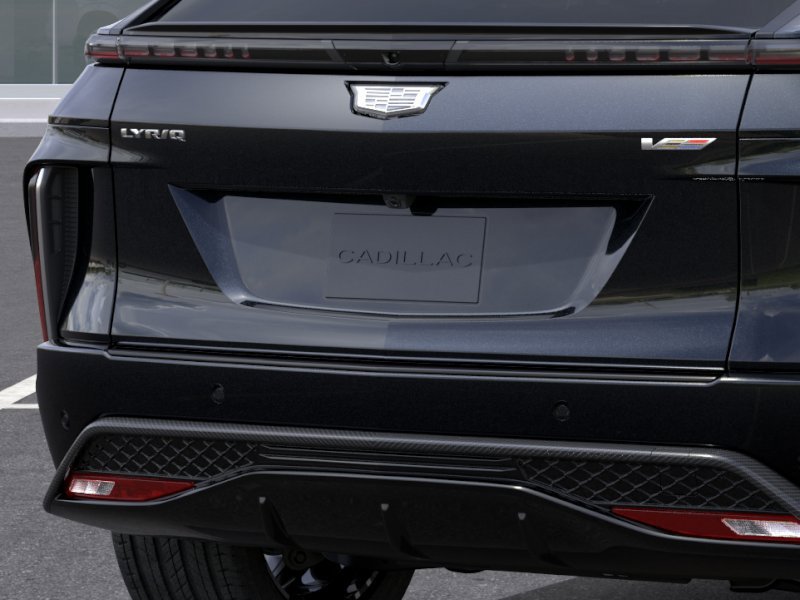 2026 Cadillac LYRIQ LYRIQ-V Premium 4dr LYRIQ-V Premium Electric [13]