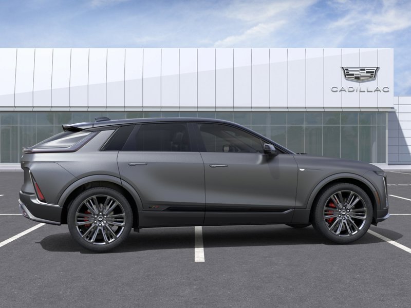 2026 Cadillac LYRIQ LYRIQ-V Premium 4dr LYRIQ-V Premium Electric [4]