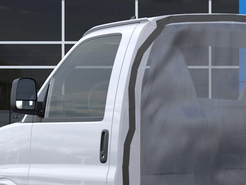 2026 Chevrolet Express Commercial Cutaway 3500 Van 177″ Gas V8 6.6L/ [11]