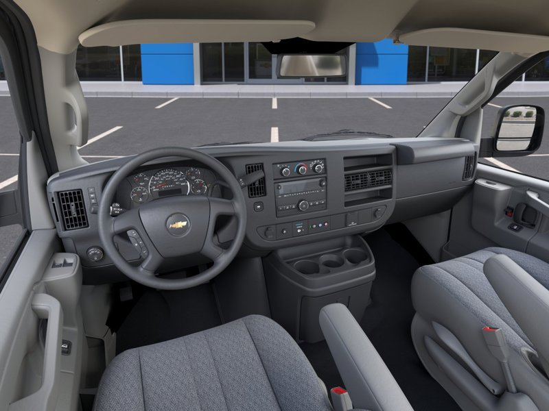 2026 Chevrolet Express Commercial Cutaway 3500 Van 177″ Gas V8 6.6L/ [14]