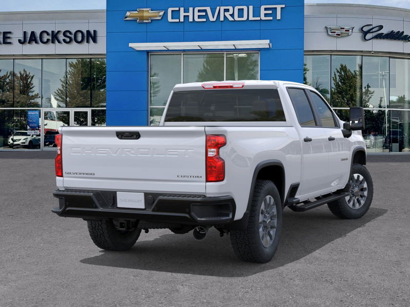 2026 Chevrolet Silverado 2500HD Custom 4WD Crew Cab 159″ Custom Turbocharged Diesel V8 6.6L/ [3]