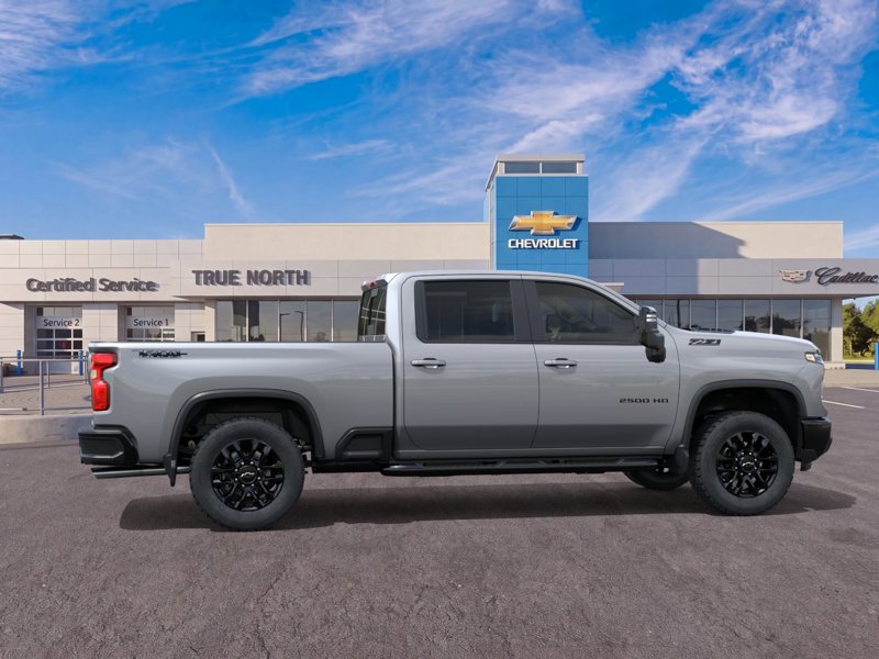 2026 Chevrolet Silverado 2500HD LT 4WD Crew Cab 159″ LT Gas V8 6.6L/ [4]