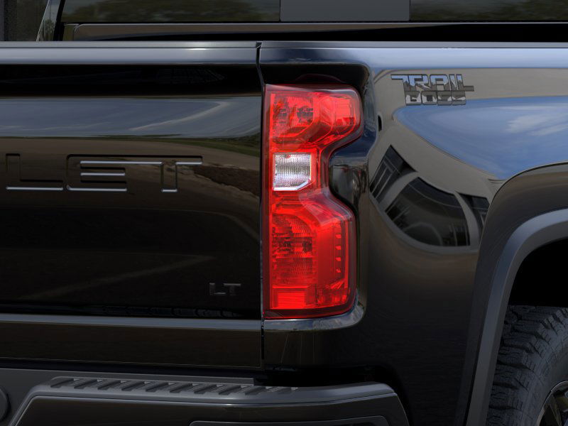 2025 Chevrolet Silverado 2500HD LT 4WD Crew Cab 159″ LT Turbocharged Diesel V8 6.6L/ [10]