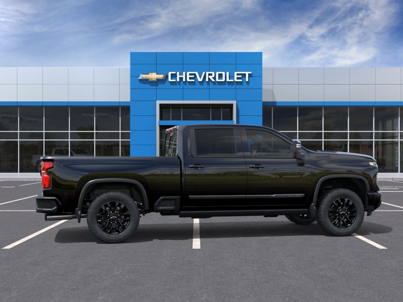 2026 Chevrolet Silverado 3500HD High Country 4WD Crew Cab 159″ High Country Turbocharged Diesel V8 6.6L/403 [4]