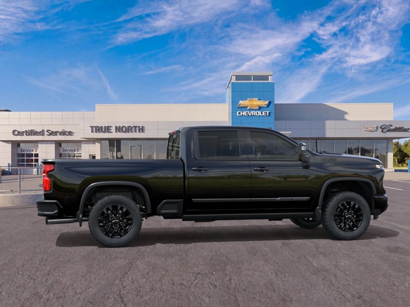 2026 Chevrolet Silverado 3500HD High Country 4WD Crew Cab 159″ High Country Turbocharged Diesel V8 6.6L/403 [4]