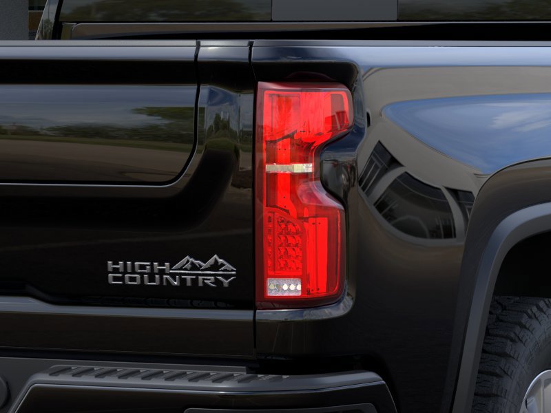 2026 Chevrolet Silverado 3500HD High Country 4WD Crew Cab 159″ High Country Turbocharged Diesel V8 6.6L/403 [10]