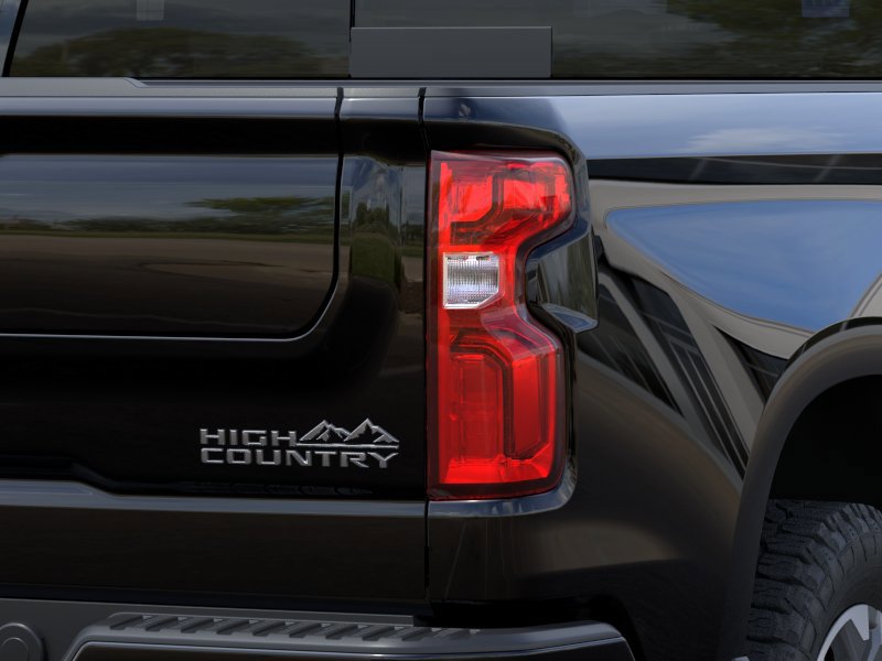 2026 Chevrolet Silverado 1500 High Country 4WD Crew Cab 147″ High Country Gas V8 5.3L/325 [10]