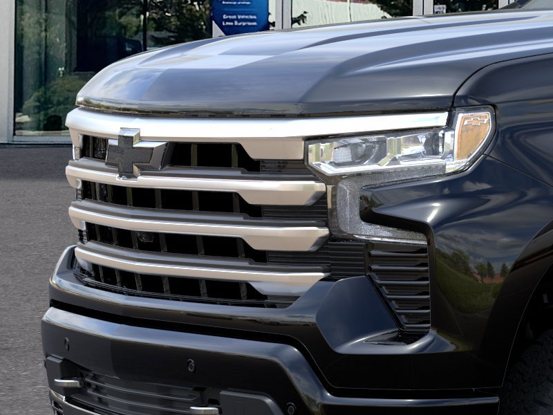 2026 Chevrolet Silverado 1500 High Country 4WD Crew Cab 147″ High Country Gas V8 5.3L/325 [12]